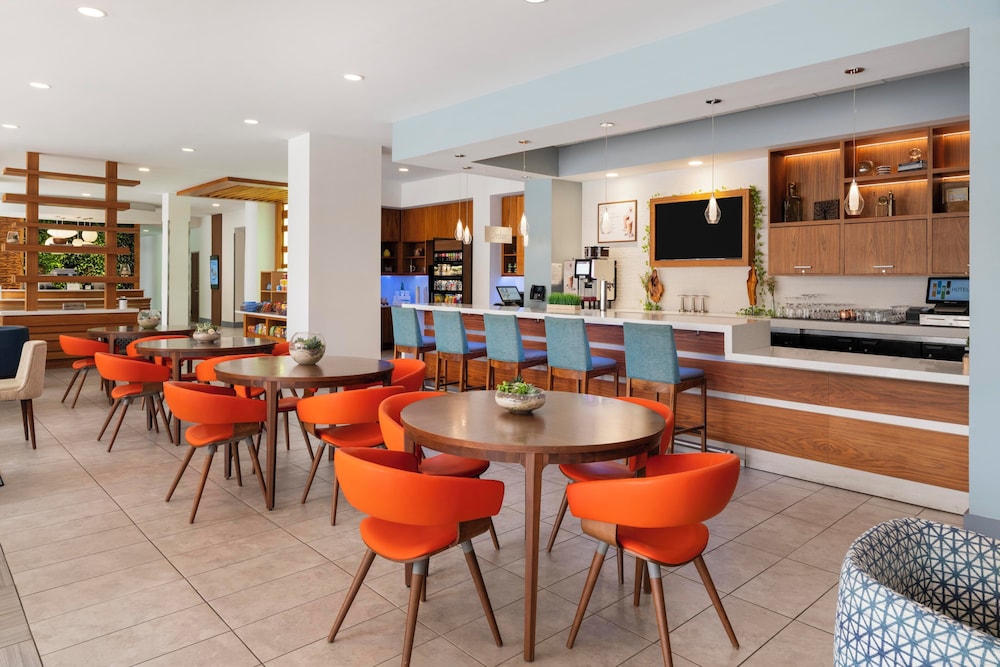 even hotel alpharetta avalon area an ihg hotel