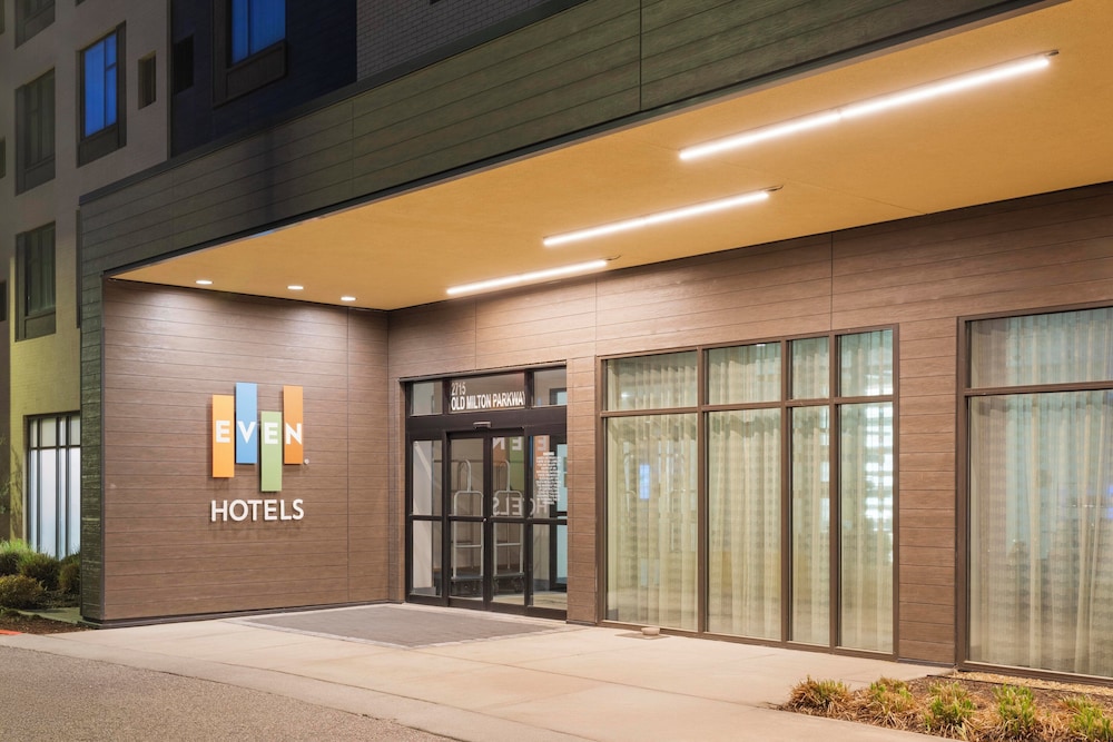 even hotel alpharetta avalon area an ihg hotel