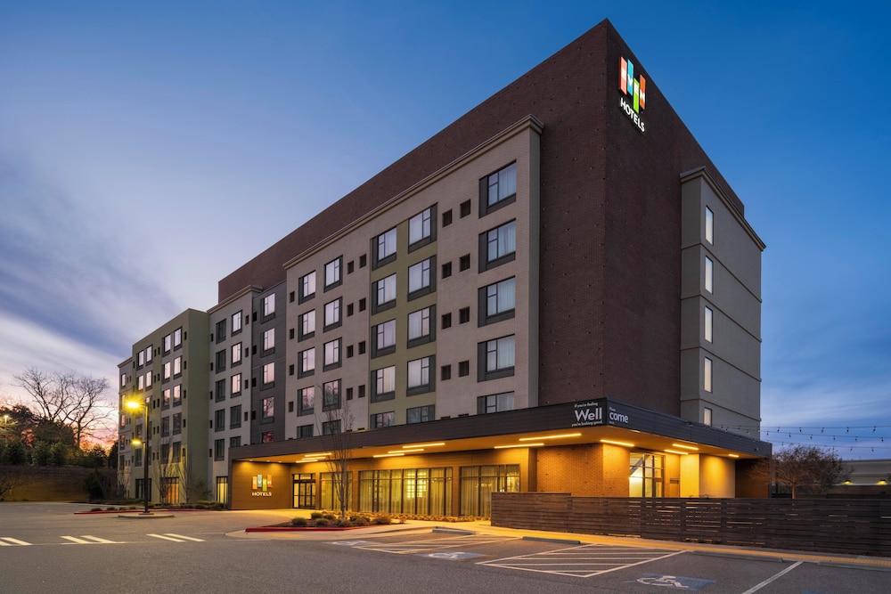 even hotel alpharetta avalon area an ihg hotel