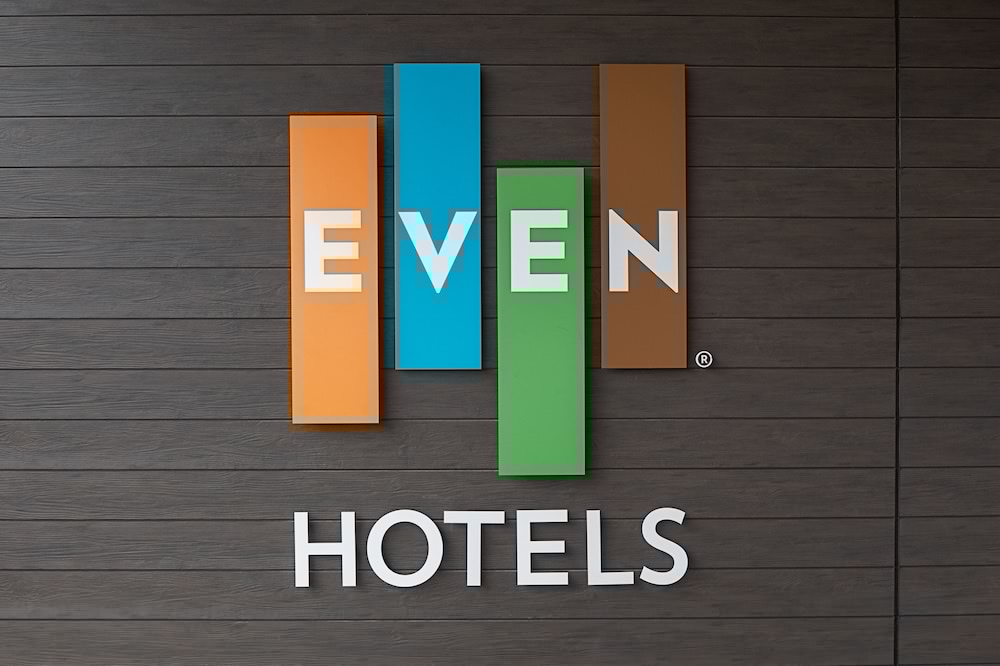 even hotel alpharetta avalon area an ihg hotel
