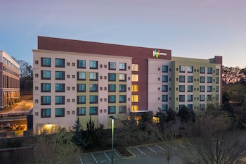 even hotel alpharetta avalon area an ihg hotel
