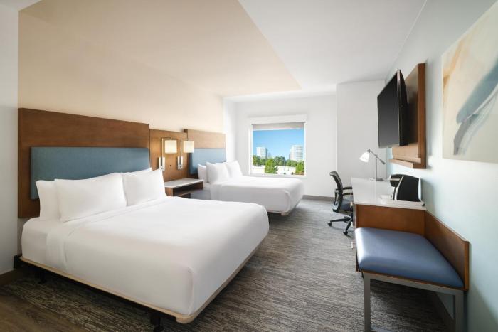 even hotel alpharetta avalon area an ihg hotel