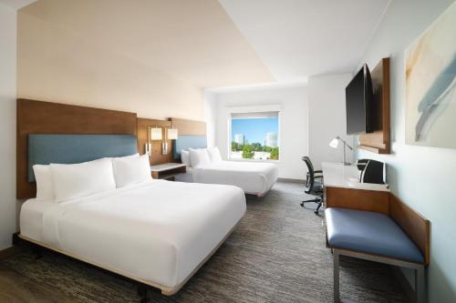 even hotel alpharetta avalon area an ihg hotel