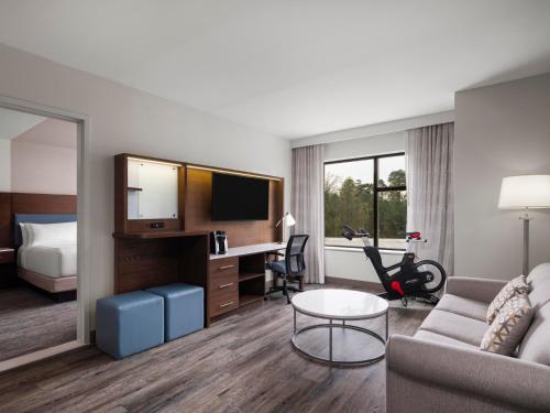 even hotel alpharetta avalon area an ihg hotel