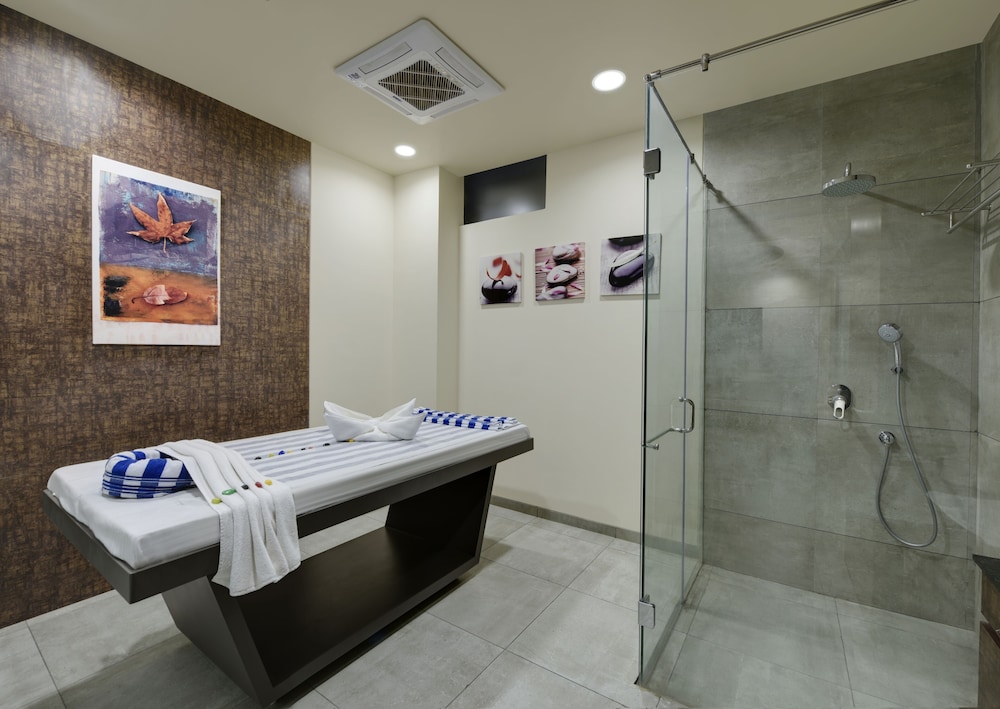 the maruti nandan grand