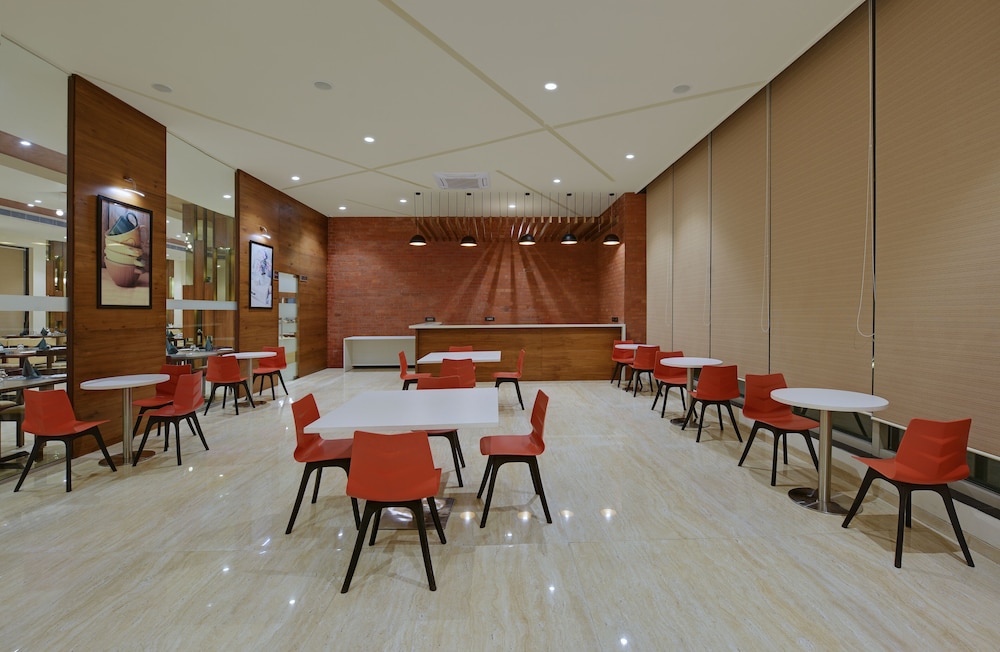 the maruti nandan grand