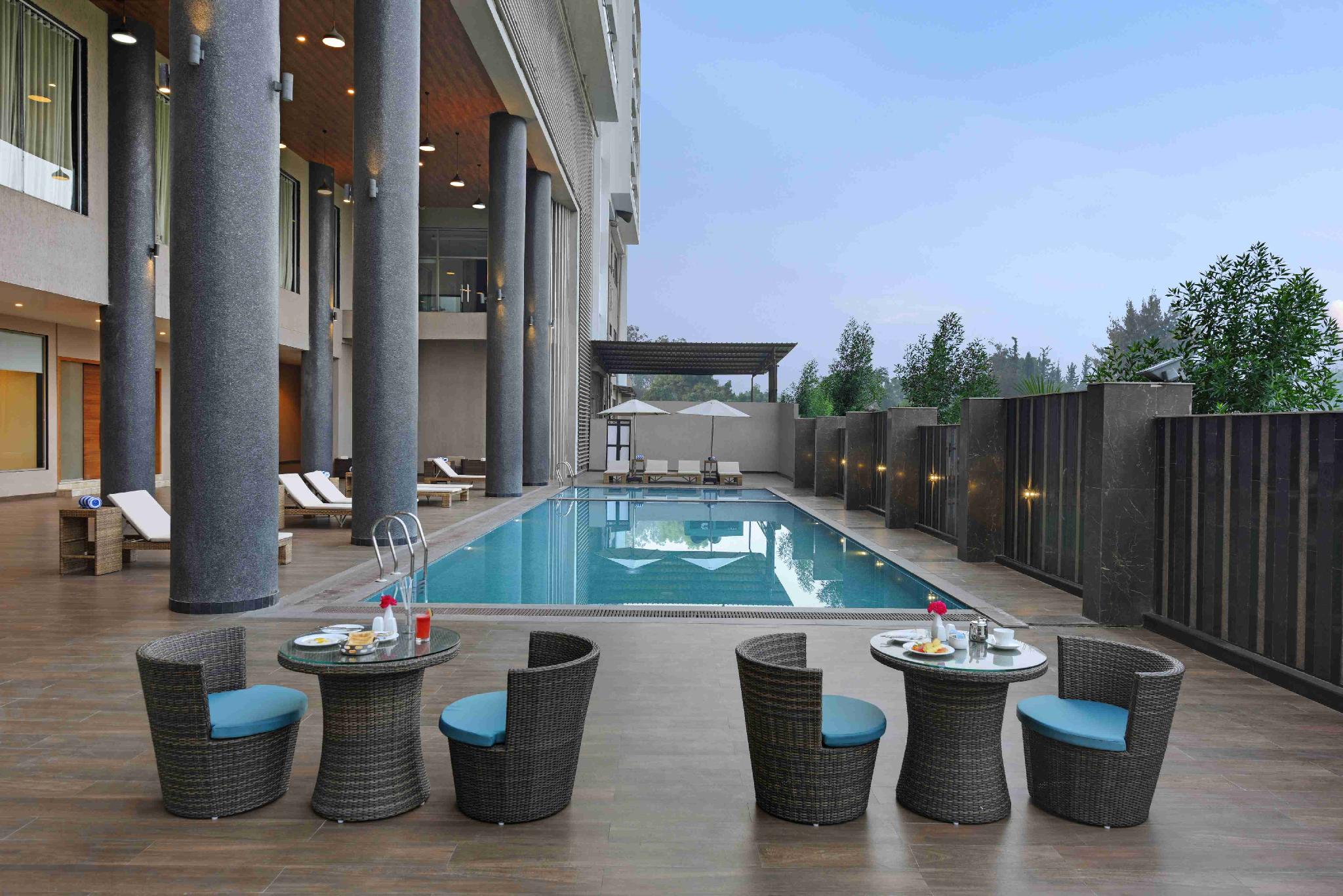 the maruti nandan grand