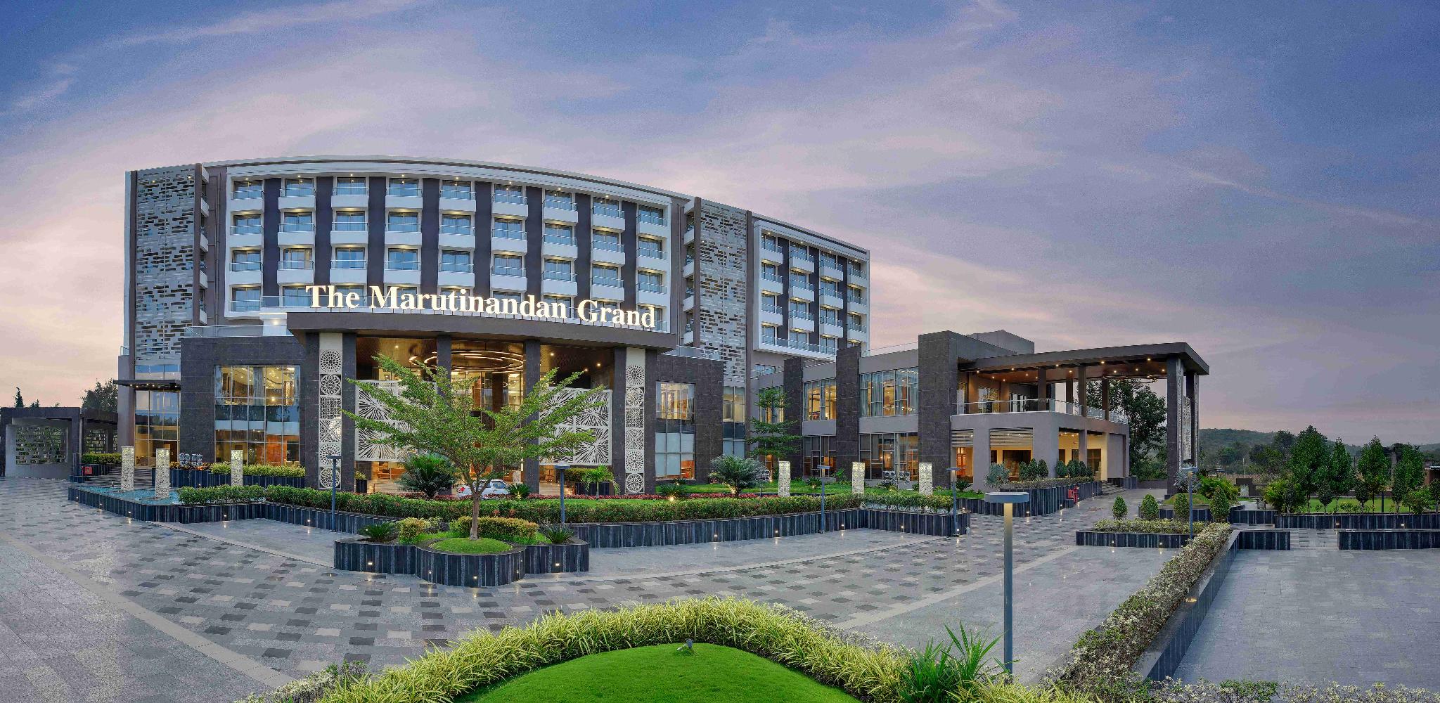 the maruti nandan grand