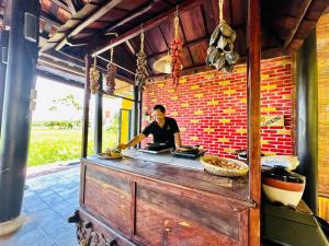 chez mimosa hoi an blue villa