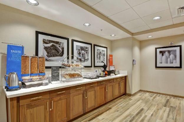 hampton inn and suites tucson marana