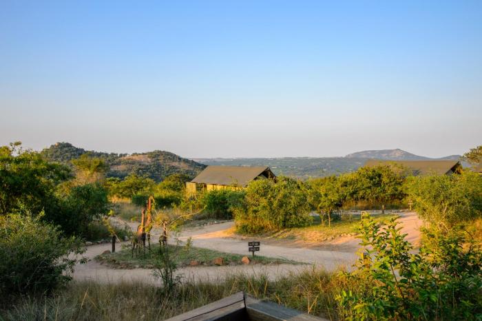 ndhula luxury tented lodge