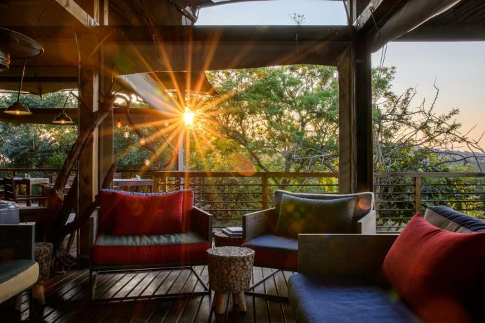 ndhula luxury tented lodge