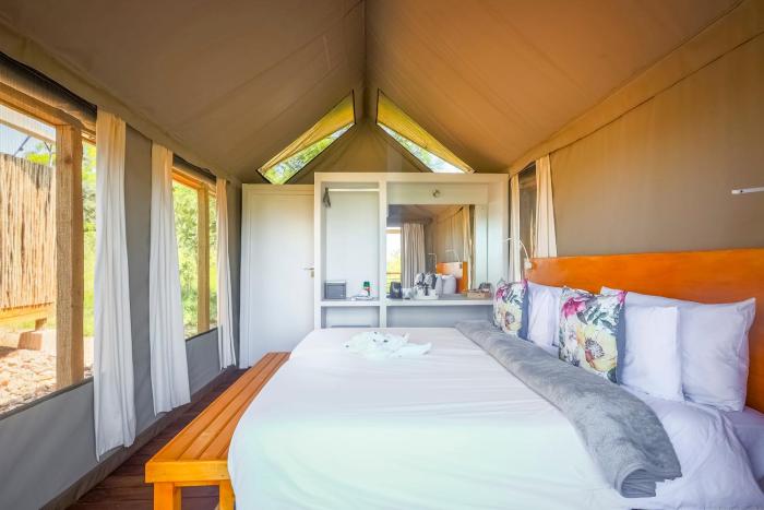 ndhula luxury tented lodge