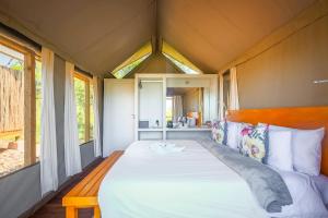 ndhula luxury tented lodge