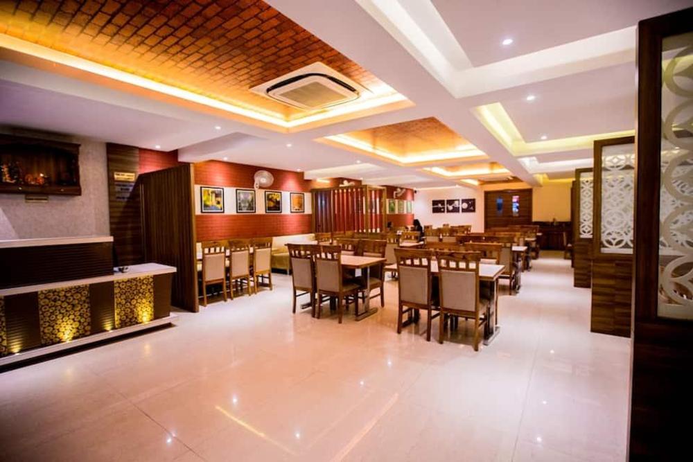 hotel the city square