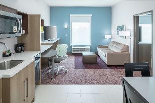 home2 suites by hilton orlando airport