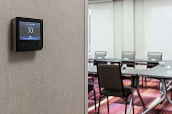 home2 suites by hilton orlando airport