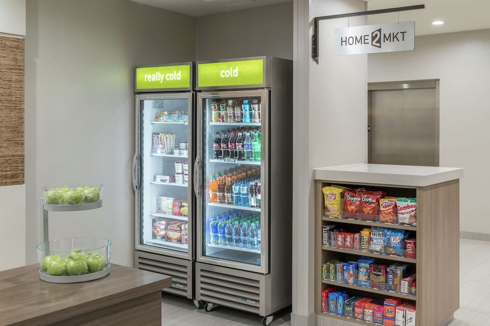 home2 suites by hilton orlando airport