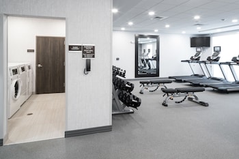home2 suites by hilton orlando airport