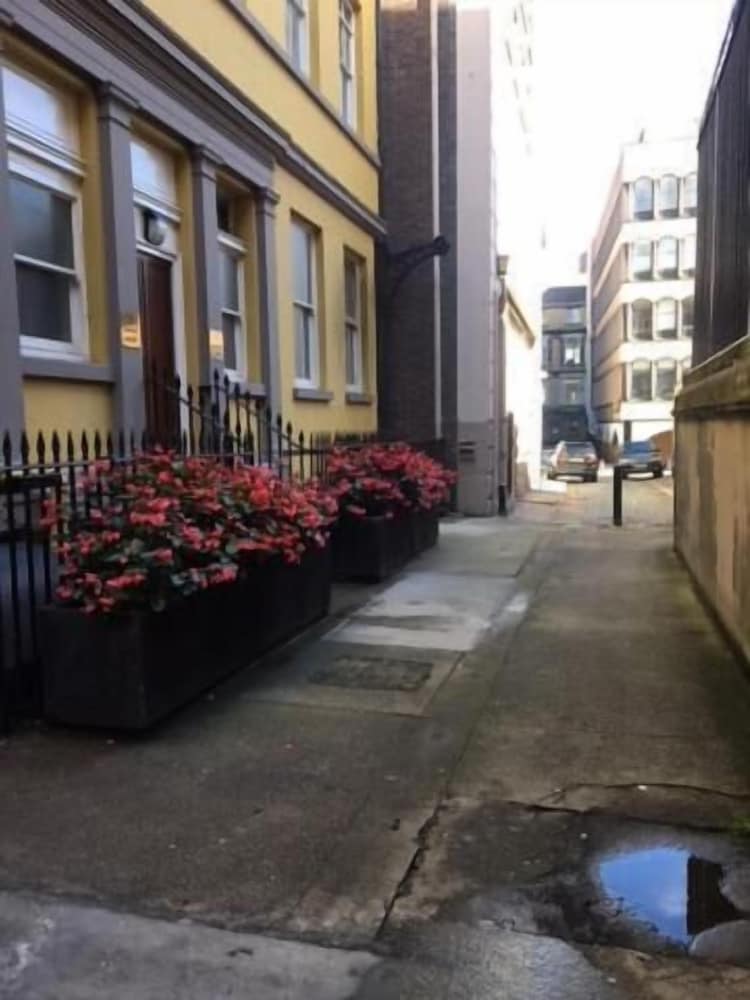 the castle collection 3 union court