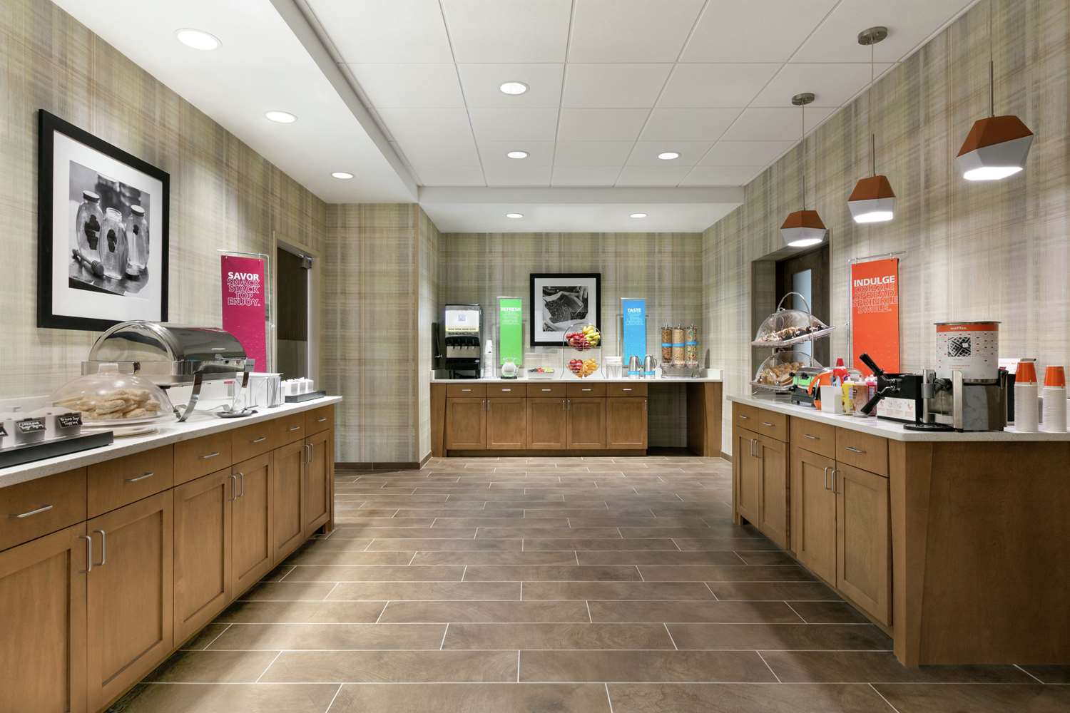 hampton inn and suites johns creek