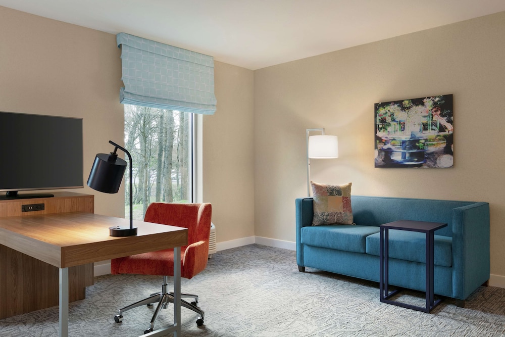 hampton inn and suites johns creek