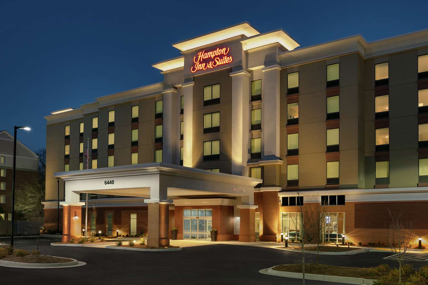 hampton inn and suites johns creek