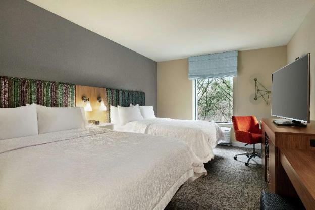 hampton inn and suites johns creek