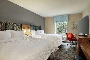 hampton inn and suites johns creek