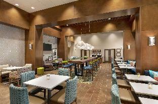 hampton inn and suites johns creek