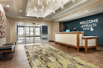 hampton inn and suites johns creek