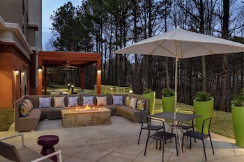 hampton inn and suites johns creek