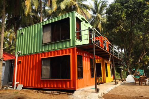 iora cottages