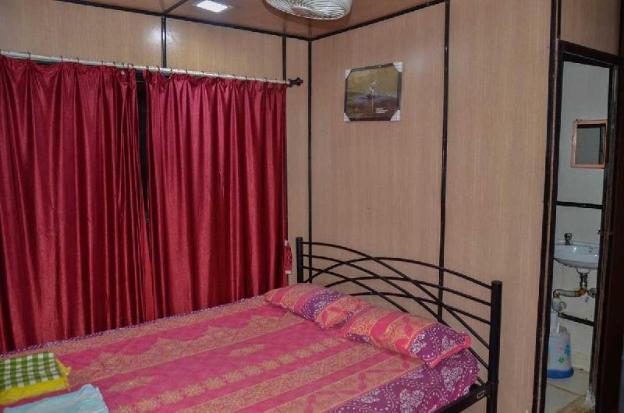 iora cottages
