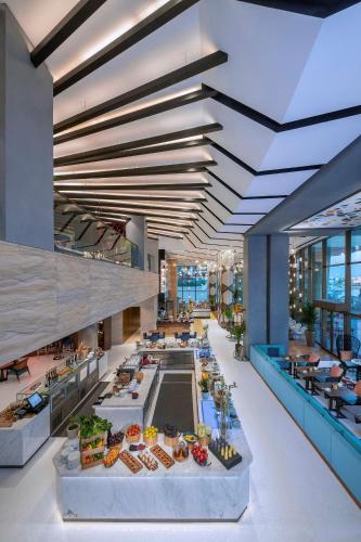 andaz dubai the palm