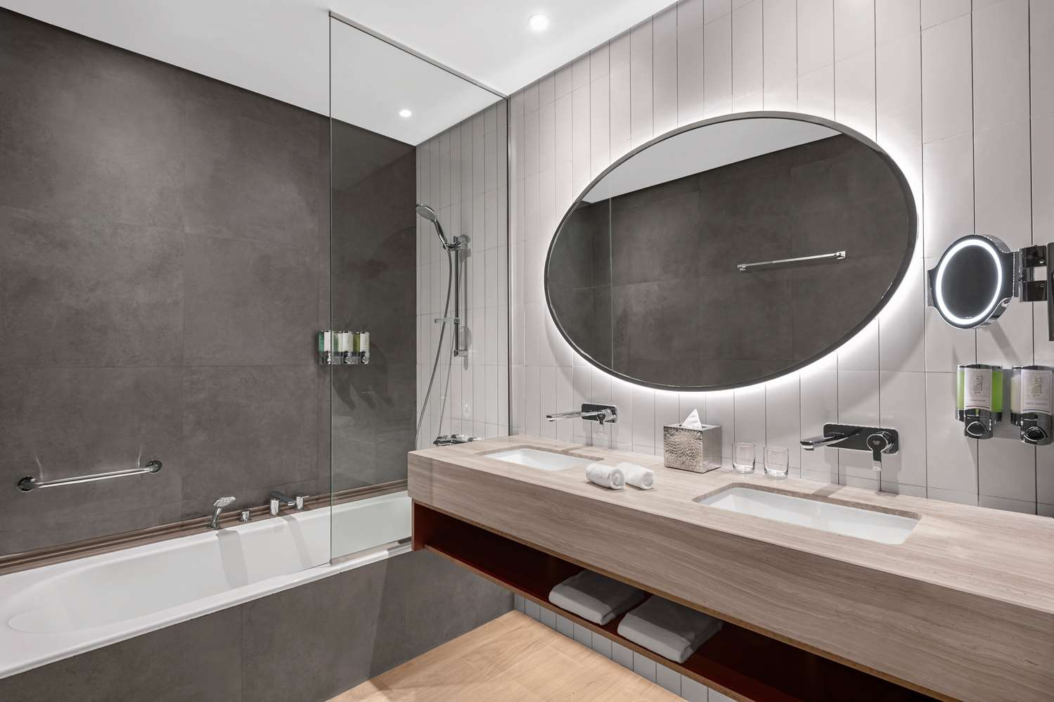 hampton by hilton marjan island
