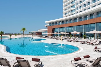 hampton by hilton marjan island