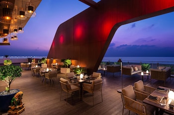 hampton by hilton marjan island