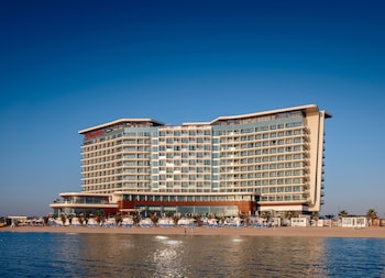 hampton by hilton marjan island