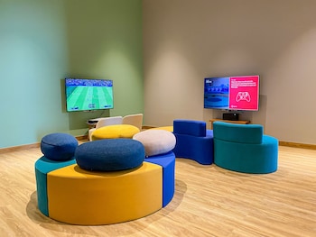 hampton by hilton marjan island