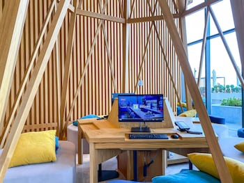 hampton by hilton marjan island