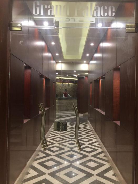 grand palace hotel