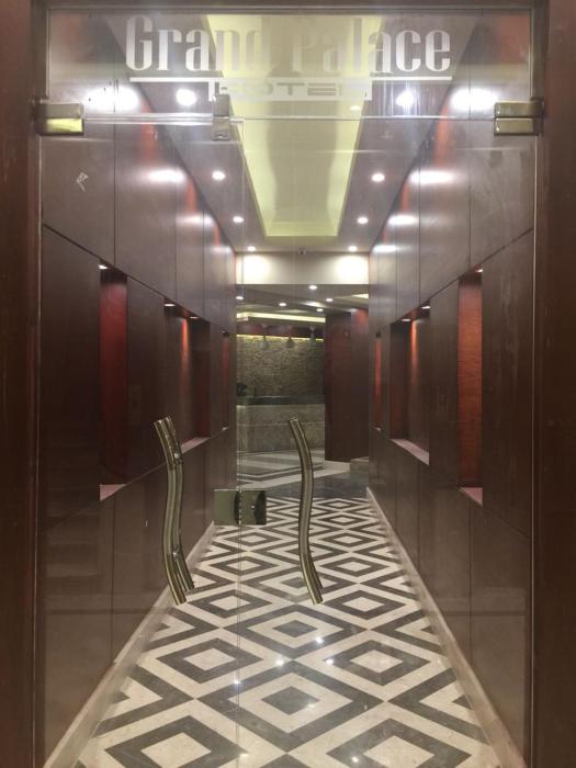 grand palace hotel