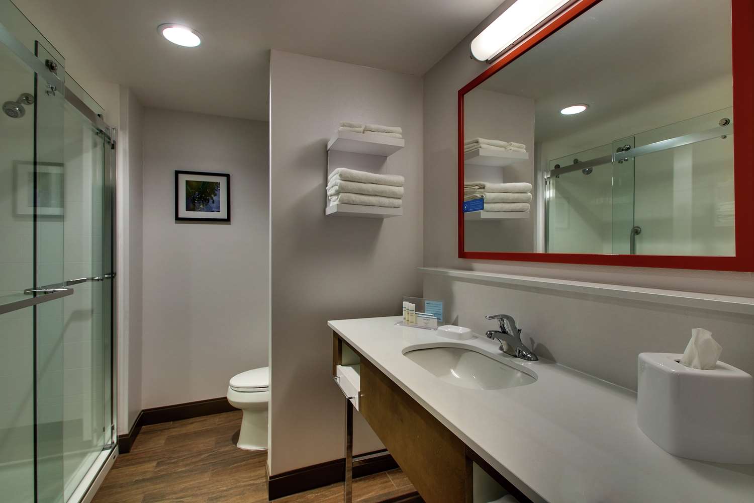 hampton inn and suites southport