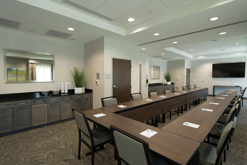 hampton inn and suites snellville atlanta ne