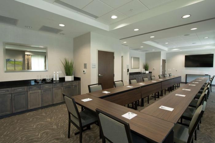 hampton inn and suites snellville atlanta ne