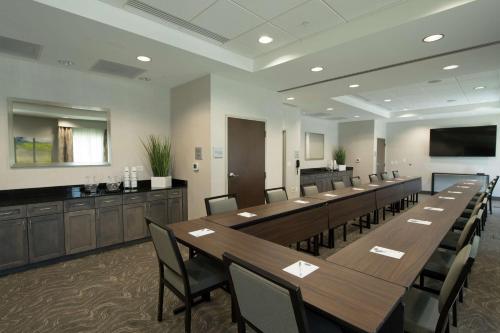 hampton inn and suites snellville atlanta ne
