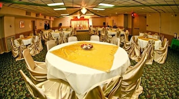 columbus grand hotel and banquet center