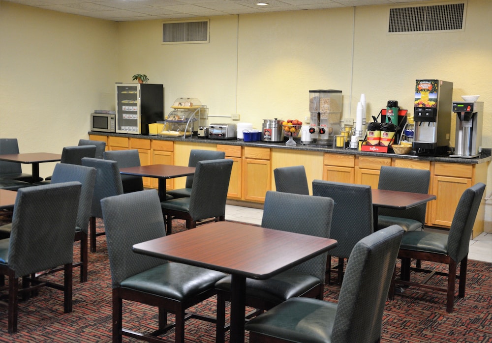 columbus grand hotel and banquet center