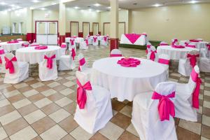 columbus grand hotel and banquet center